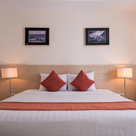 Nhi Phi Hotel Nha Trang Zewnętrze zdjęcie