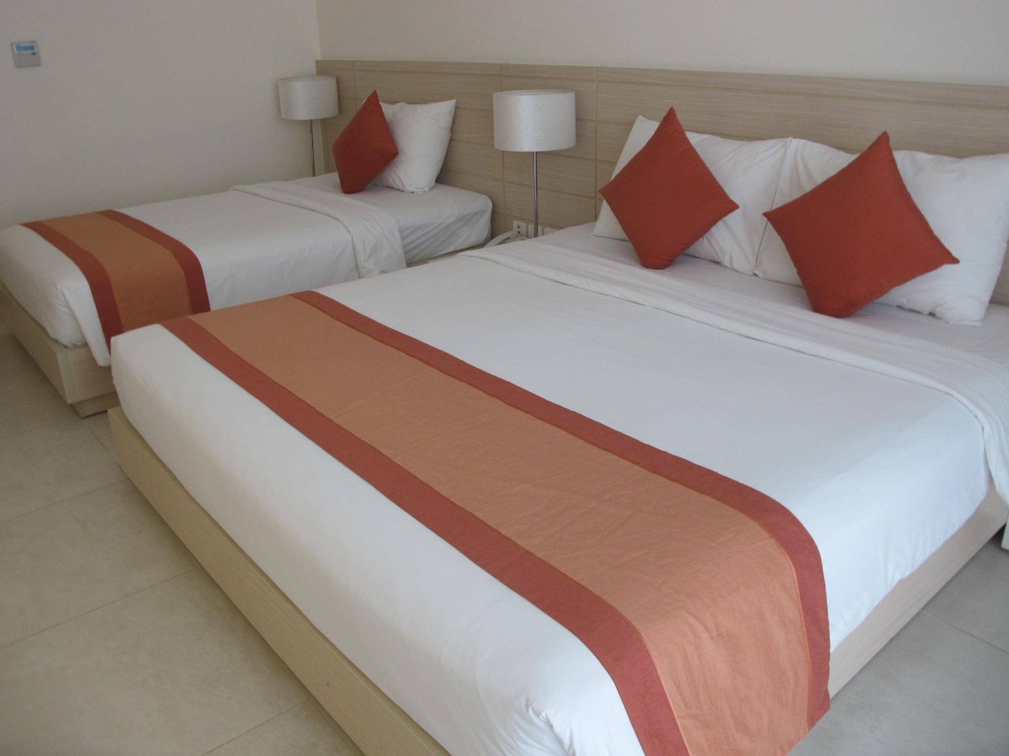 Nhi Phi Hotel Nha Trang Zewnętrze zdjęcie