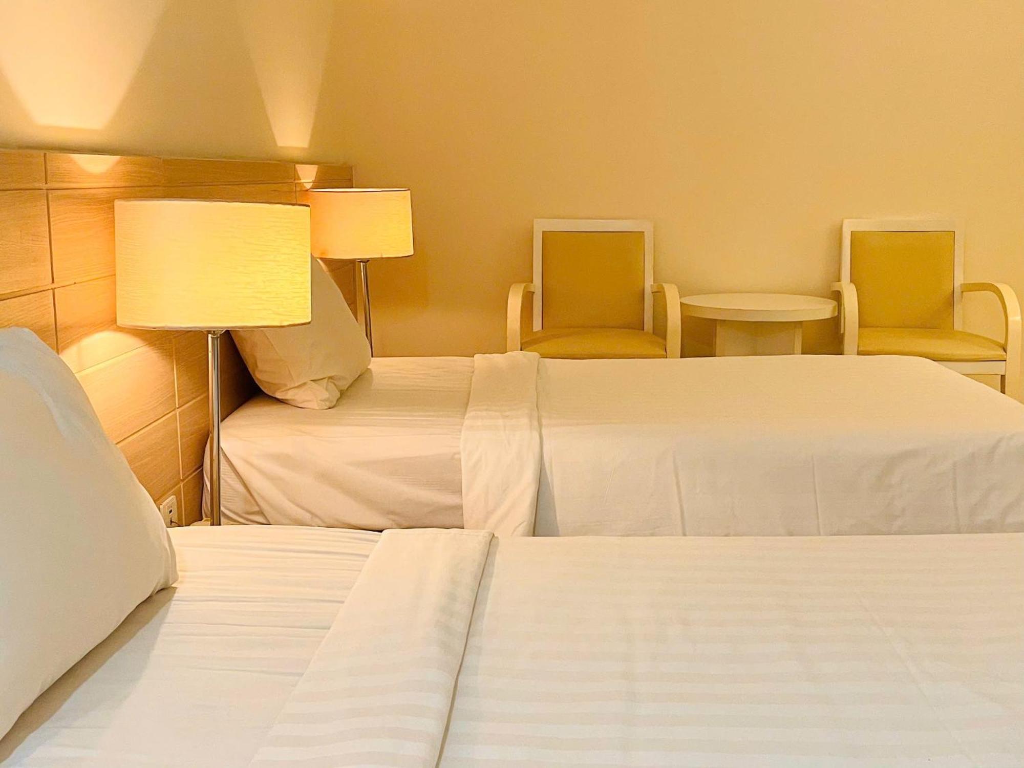 Nhi Phi Hotel Nha Trang Zewnętrze zdjęcie