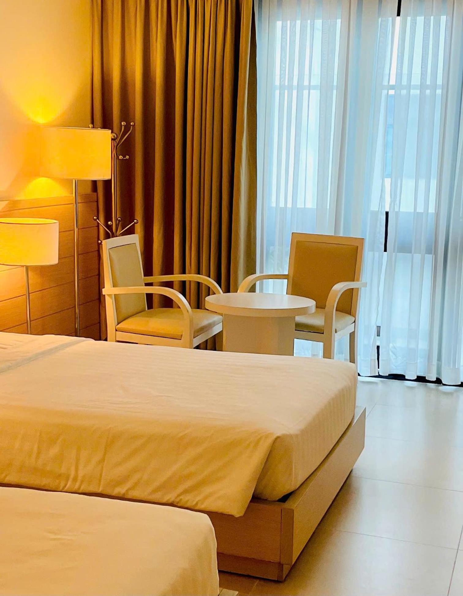 Nhi Phi Hotel Nha Trang Zewnętrze zdjęcie