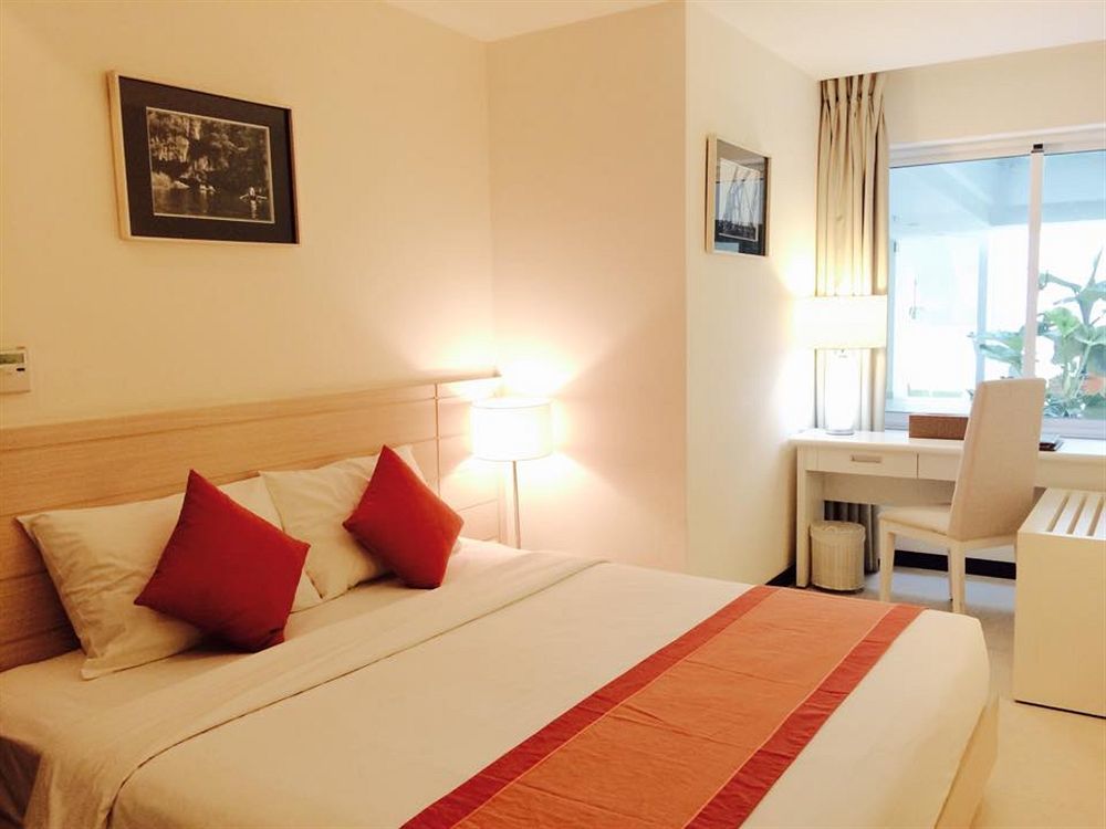 Nhi Phi Hotel Nha Trang Zewnętrze zdjęcie