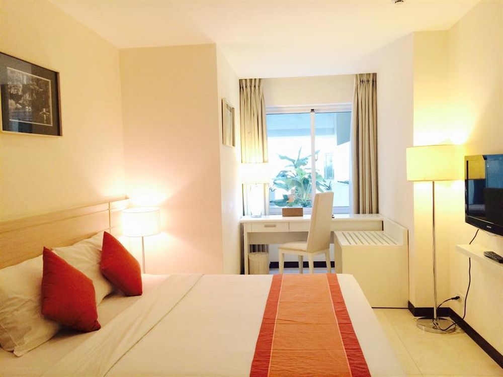 Nhi Phi Hotel Nha Trang Zewnętrze zdjęcie